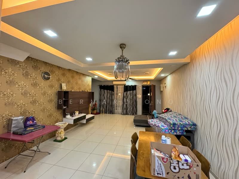 2-storey Terraced House for Sale in Bandar Tasik Puteri (Rawang) - Bernard Ong - Living Room - PropertyGuru.com.my