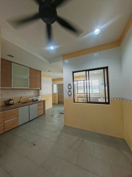 3-storey Terraced House for Rent in Bandar Puteri Puchong (Puchong) - Sue Wong - PropertyGuru.com.my