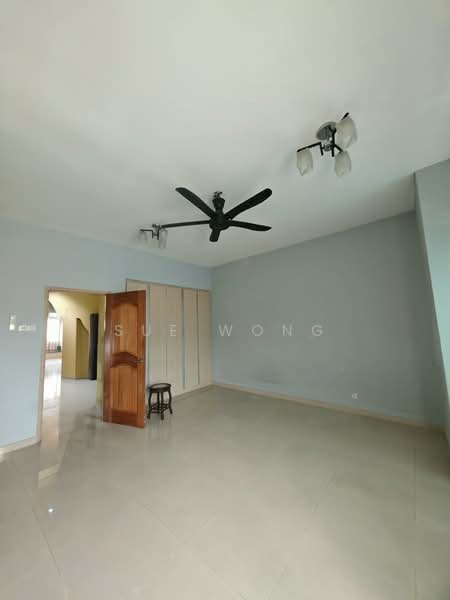 3-storey Terraced House for Rent in Bandar Puteri Puchong (Puchong) - Sue Wong - PropertyGuru.com.my