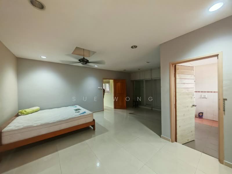 3-storey Terraced House for Rent in Bandar Puteri Puchong (Puchong) - Sue Wong - PropertyGuru.com.my