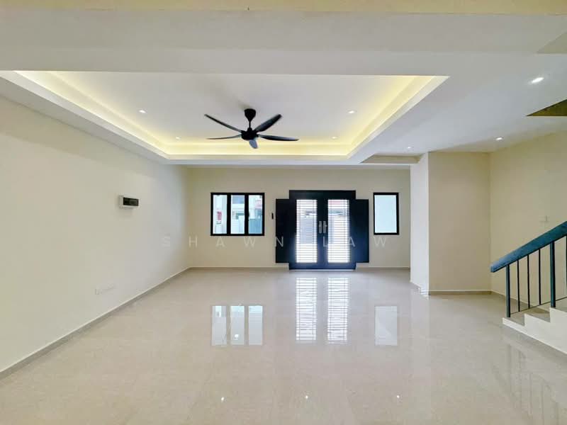 Rumah Teres 2 Tingkat untuk Dijual di Bandar Baru Permas Jaya (Permas Jaya) - Shawn Law - Living Room - PropertyGuru.com.my