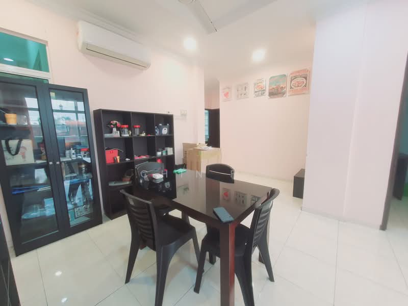Apartment for Sale at Pangsapuri Bukit Beruang Bestari (University View) - CHIN FN - Dining Room - PropertyGuru.com.my
