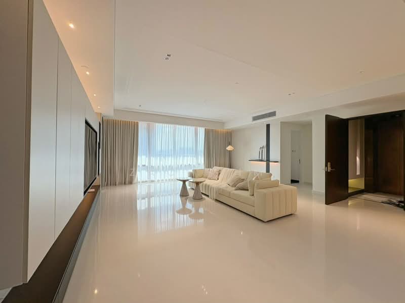 Kediaman Servis untuk Disewa di Crown Residences @ Pavilion Damansara Heights - Zach Lim - Living Room - PropertyGuru.com.my