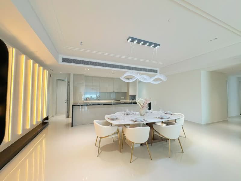 Kediaman Servis untuk Disewa di Crown Residences @ Pavilion Damansara Heights - Zach Lim - Dining Room - PropertyGuru.com.my