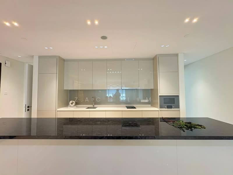 Kediaman Servis untuk Disewa di Crown Residences @ Pavilion Damansara Heights - Zach Lim - Kitchen - PropertyGuru.com.my