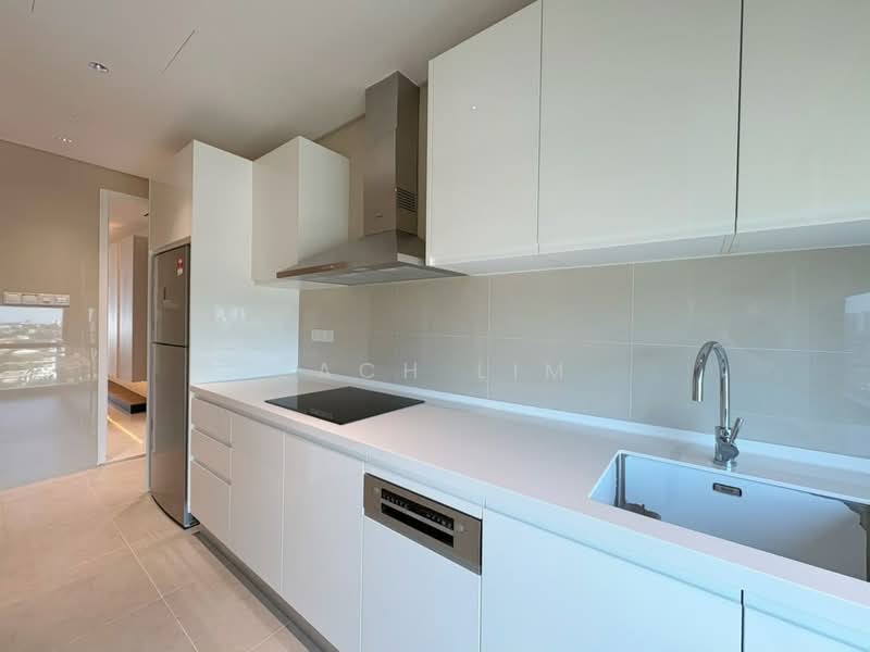 Kediaman Servis untuk Disewa di Crown Residences @ Pavilion Damansara Heights - Zach Lim - Kitchen - PropertyGuru.com.my