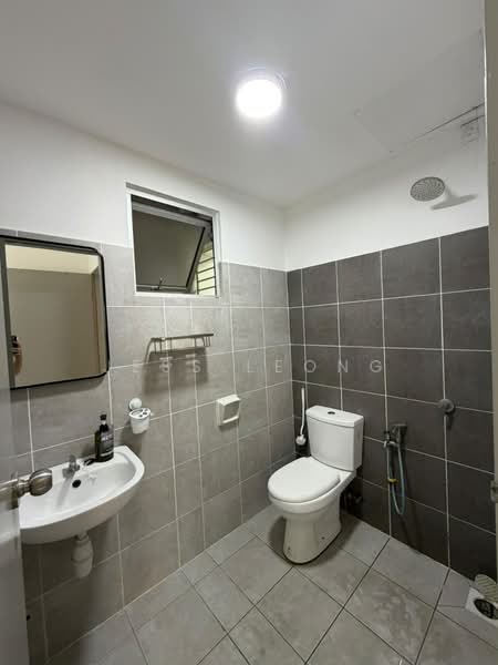 Pangsapuri untuk Disewa di Lily Apartment @ Kuchai Lama - Jess Leong - Bathroom - PropertyGuru.com.my