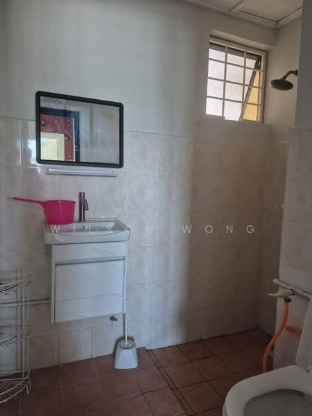 Pangsapuri untuk Dijual di Prima Tiara II - Wilson Wong - Bathroom - PropertyGuru.com.my