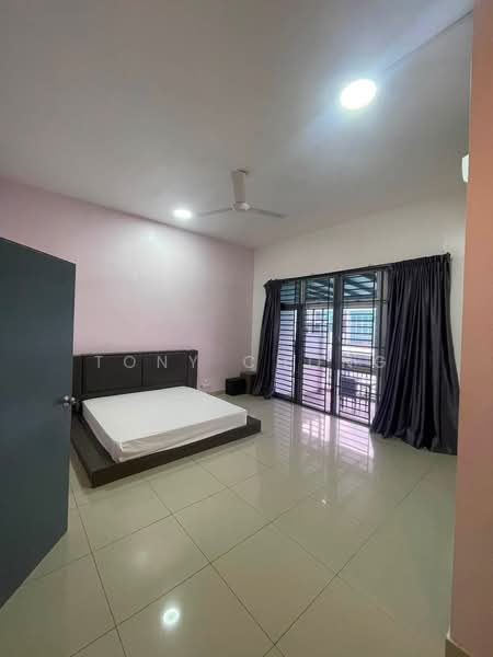 Rumah Teres untuk Disewa di Masai (Johor) - Tony Chong - Bedroom - PropertyGuru.com.my