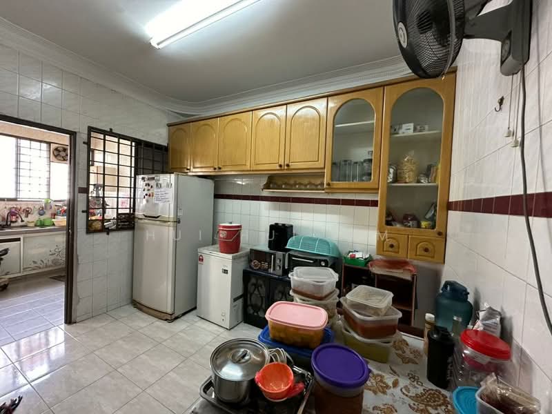 2-storey Terraced House for Sale in Taman Megah Ria (Masai) - Hui Hui Lim - Kitchen - PropertyGuru.com.my