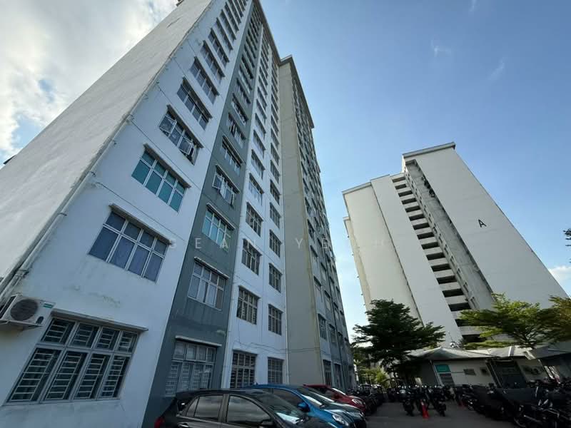 Pangsapuri untuk Dijual di Molek Ria - Sean Yeoh - Exterior - PropertyGuru.com.my