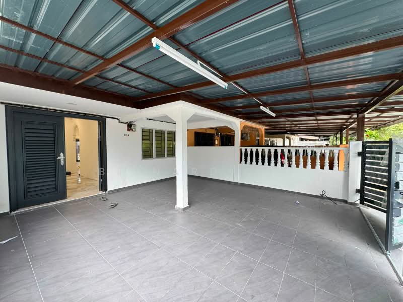 1-storey Terraced House for Sale in Taman Velox (Rawang) - Bernard Ong - Entrance - PropertyGuru.com.my