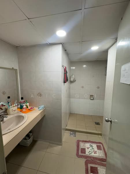 Condominium for Sale at Desa Kiara - Alice Goh - Bathroom - PropertyGuru.com.my