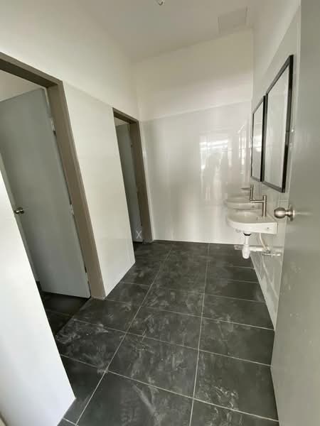 Cluster Factory for Rent in Taman Impian Emas (Skudai) - Max Loh - Bathroom - PropertyGuru.com.my