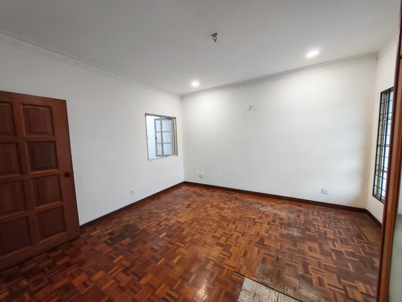 2.5-storey Terraced House for Sale in Wangsa Baiduri (Subang Jaya) - RL Han - Interior - PropertyGuru.com.my