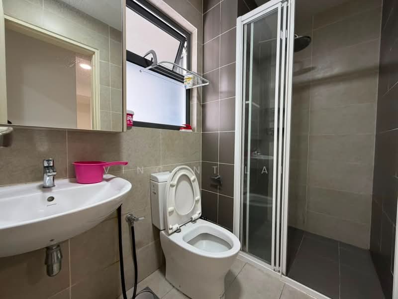 Kondominium untuk Disewa di Lakeville Residence - Vincent Lai - Bathroom - PropertyGuru.com.my