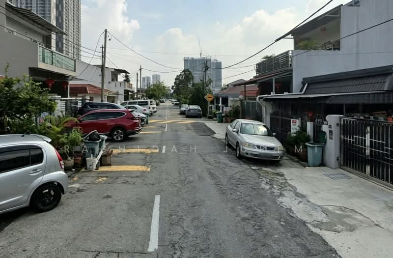 1-storey Terraced House for Sale in Taman Sri Segambut (Segambut) - Rashidah Juremi - Exterior - PropertyGuru.com.my