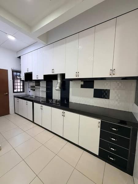 Kondominium untuk Disewa di The Straits View Condominium - Ck Leow - Kitchen - PropertyGuru.com.my