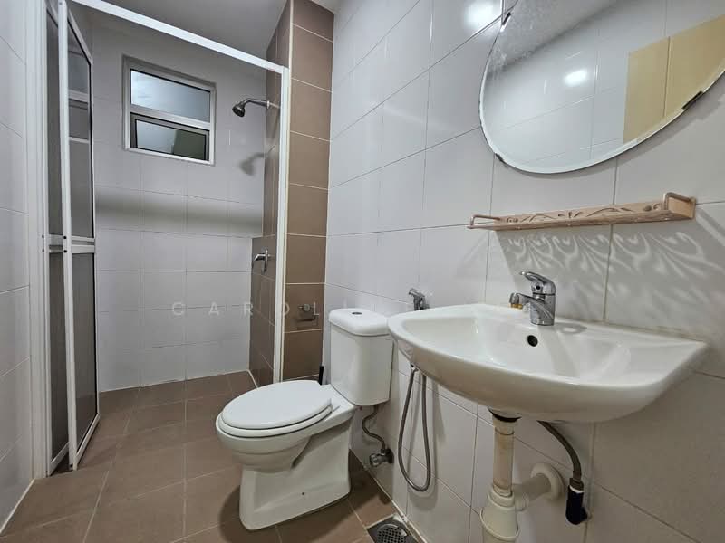 Condominium for Sale at Fairway Suites - Caroline Lai - Bathroom - PropertyGuru.com.my