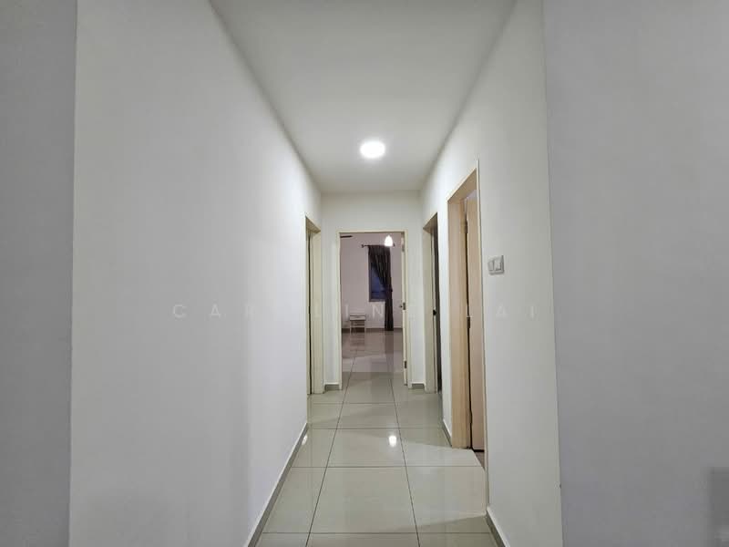 Condominium for Sale at Fairway Suites - Caroline Lai - Corridor - PropertyGuru.com.my