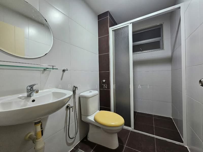 Condominium for Sale at Fairway Suites - Caroline Lai - Bathroom - PropertyGuru.com.my