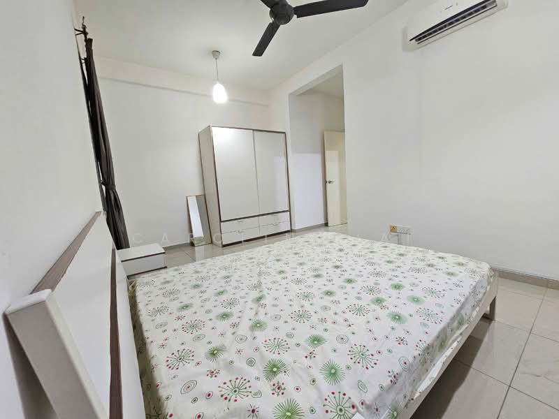 Condominium for Sale at Fairway Suites - Caroline Lai - Bedroom - PropertyGuru.com.my
