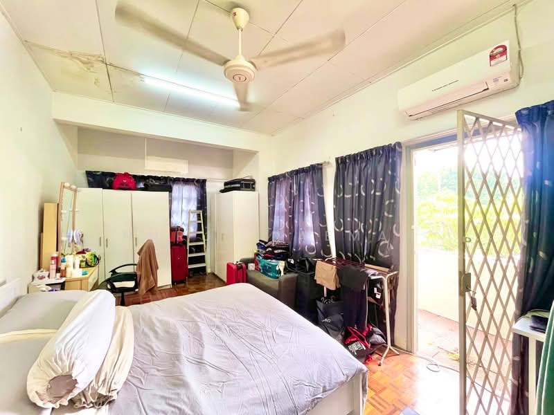 Rumah Teres 2-Tingkat untuk Dijual di Usj 12 (Subang Jaya) - Nurul Naemah - PropertyGuru.com.my
