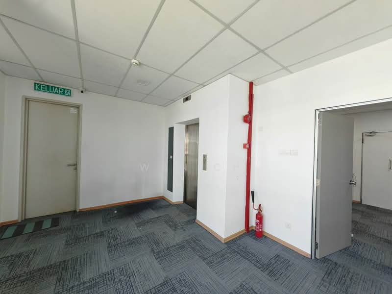 Kilang Berkembar untuk Disewa di Seksyen 27 (Shah Alam) - Wan CH - Entrance - PropertyGuru.com.my