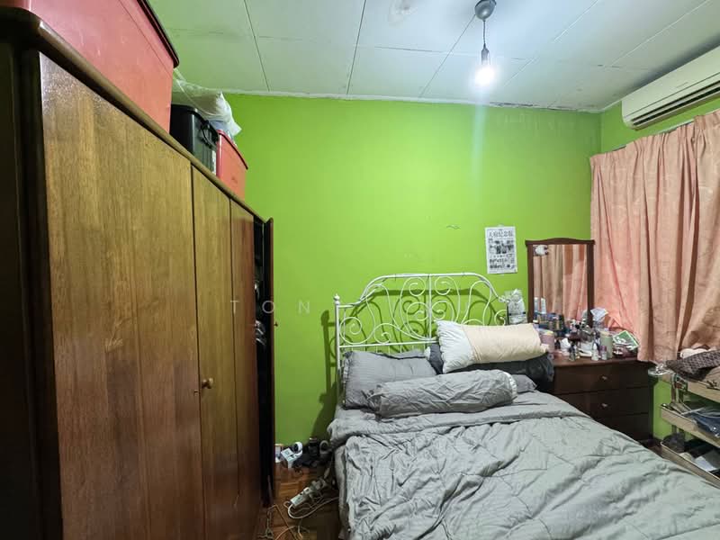 2.5-storey Terraced House for Sale in Ampang Jaya (Ampang) - Tony Lau - Bedroom - PropertyGuru.com.my