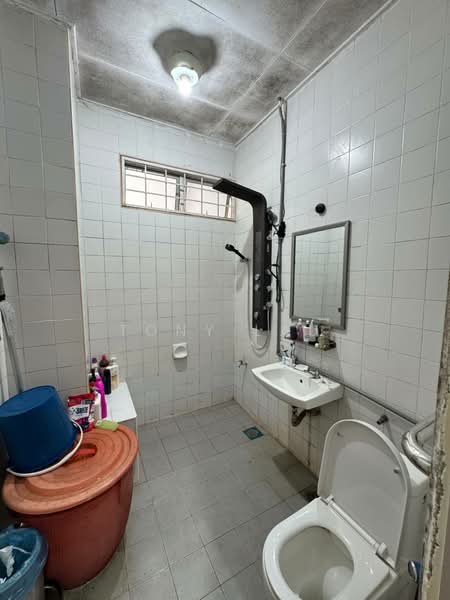 2.5-storey Terraced House for Sale in Ampang Jaya (Ampang) - Tony Lau - Bathroom - PropertyGuru.com.my