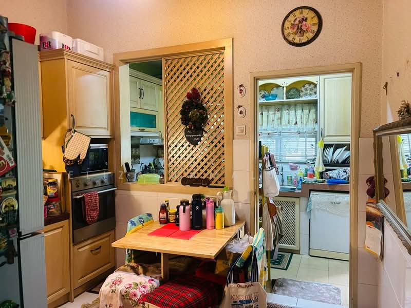 Rumah Teres 2-Tingkat untuk Dijual di Kota Kemuning (Shah Alam) - Eliza Jamaludin - Kitchen - PropertyGuru.com.my