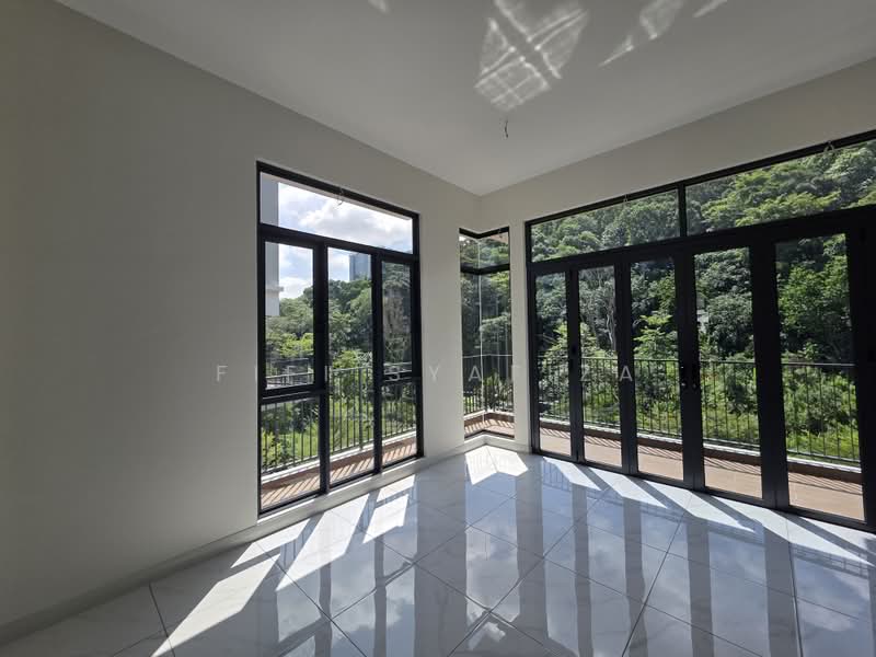 Semi-Detached House for Sale in Bandar Damansara Perdana (Damansara Perdana) - Fifi Syafiza - Balcony - PropertyGuru.com.my