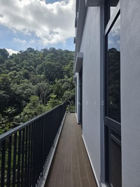 Semi-Detached House for Sale in Bandar Damansara Perdana (Damansara Perdana) - Fifi Syafiza - Balcony - PropertyGuru.com.my