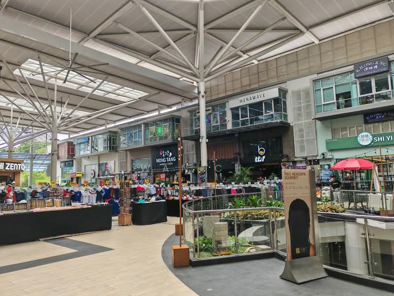 Retail Space for Rent in Petaling Jaya (Selangor) - Wan CH - Exterior - PropertyGuru.com.my