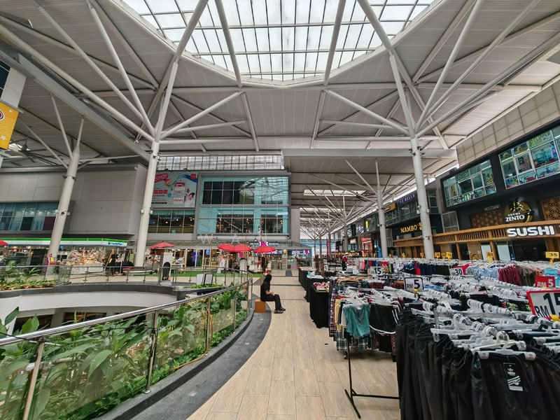 Retail Space for Rent in Petaling Jaya (Selangor) - Wan CH - Exterior - PropertyGuru.com.my