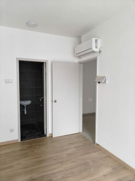 Service Residence for Rent at Midas @ Seri Alam - YC Fung - Bathroom - PropertyGuru.com.my