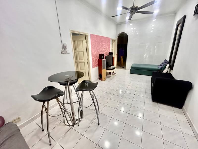 1-storey Terraced House for Sale in Batu 9 (Cheras) - Fauran Nawawi - Living Room - PropertyGuru.com.my