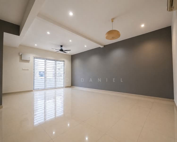 Rumah Teres untuk Dijual di Kemuning Utama (Shah Alam) - Kho Daniel - Living Room - PropertyGuru.com.my
