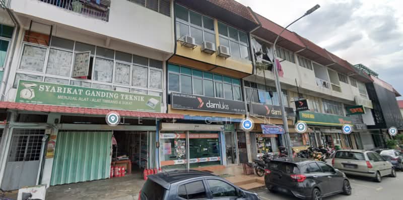 Kedai / Pejabat untuk Disewa di Taman Sri Serdang (Seri Kembangan) - Jeff Chan - Exterior - PropertyGuru.com.my