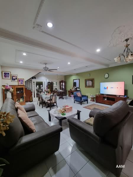 Rumah Teres 2 Tingkat untuk Dijual di Bandar Baru Bangi (Selangor) - Azrul Azwar Muhamad - Living Room - PropertyGuru.com.my
