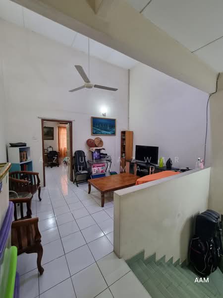 Rumah Teres 2 Tingkat untuk Dijual di Bandar Baru Bangi (Selangor) - Azrul Azwar Muhamad - Living Room - PropertyGuru.com.my