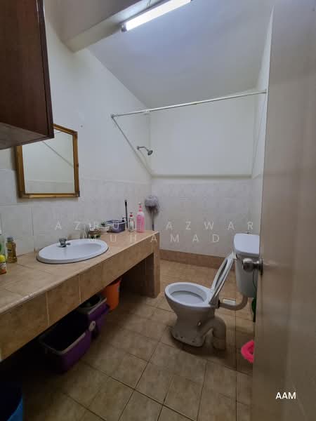 Rumah Teres 2 Tingkat untuk Dijual di Bandar Baru Bangi (Selangor) - Azrul Azwar Muhamad - Bathroom - PropertyGuru.com.my