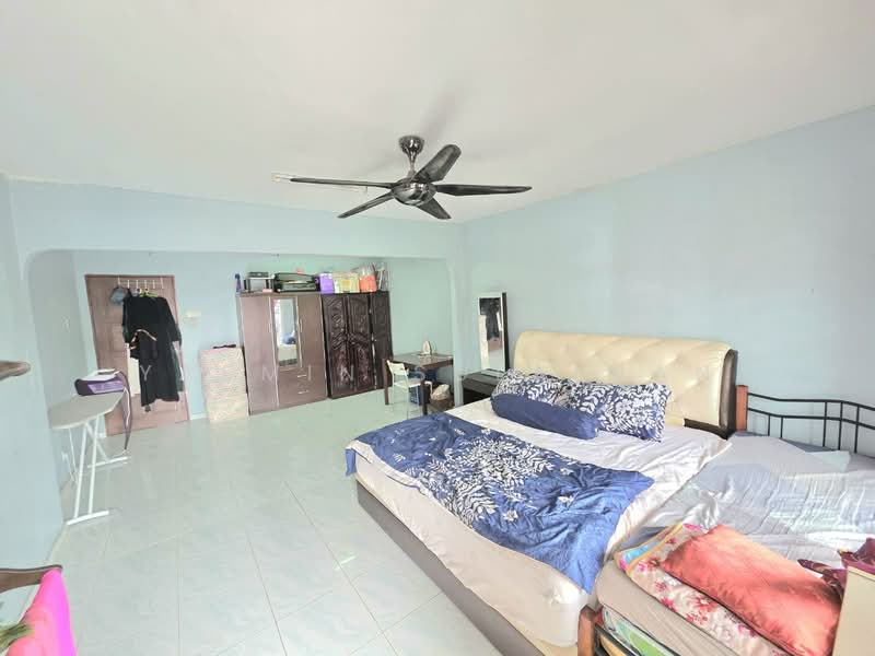 Rumah Teres 2-Tingkat untuk Dijual di Seksyen 18 (Shah Alam) - Yasmin Sulaiman - Bedroom - PropertyGuru.com.my