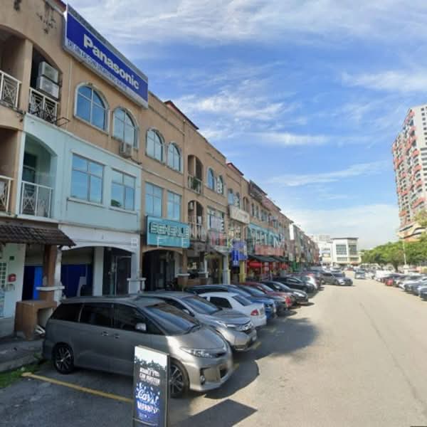 Shop / Office untuk Dijual di Bandar Puteri Puchong (Puchong) - Bee Kim - Exterior - PropertyGuru.com.my