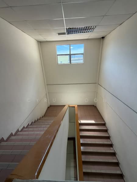 Kilang untuk Disewa di Kota Damansara (Selangor) - Cyrus Soon - Corridor - PropertyGuru.com.my