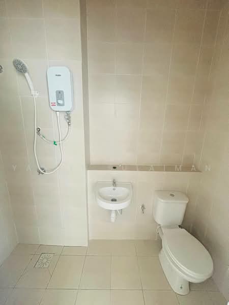 Condominium for Sale at Residensi Adelia 4 - Yasmin Sulaiman - Bathroom - PropertyGuru.com.my