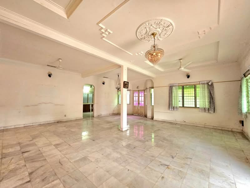 Bungalow House for Sale in Tanjung Bungah (Penang) - Max Ng - Living Room - PropertyGuru.com.my