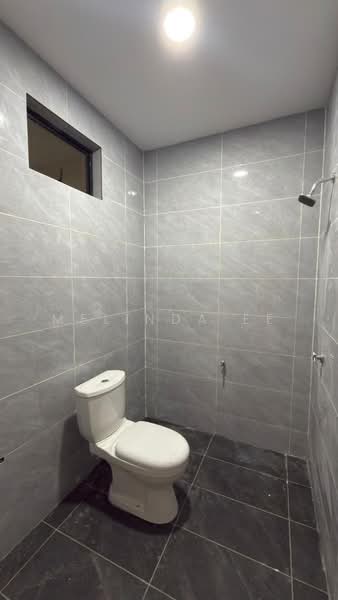 Rumah Teres 1-Tingkat untuk Dijual di Taman Sri Putri (Kulai) - Melinda Ee - Bathroom - PropertyGuru.com.my