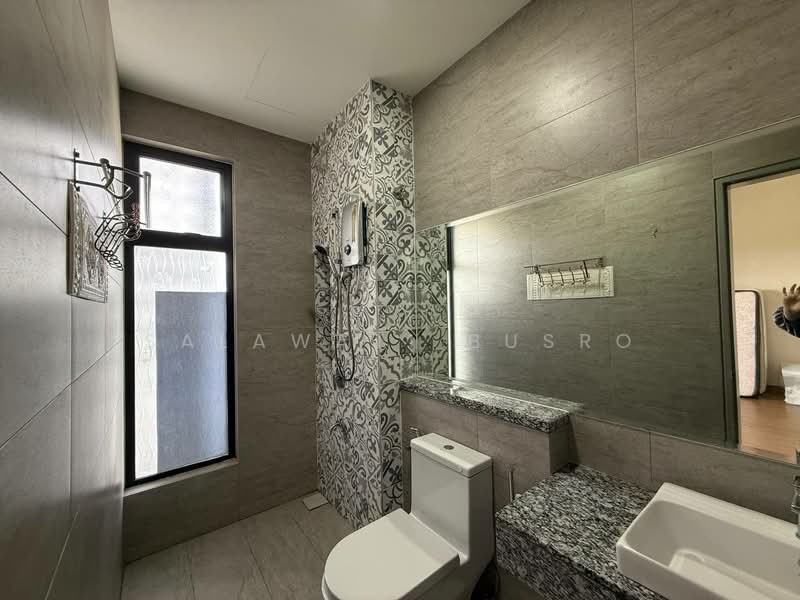 Terraced House for Sale in Elmina (Shah Alam) - Salawati Busro - Bathroom - PropertyGuru.com.my