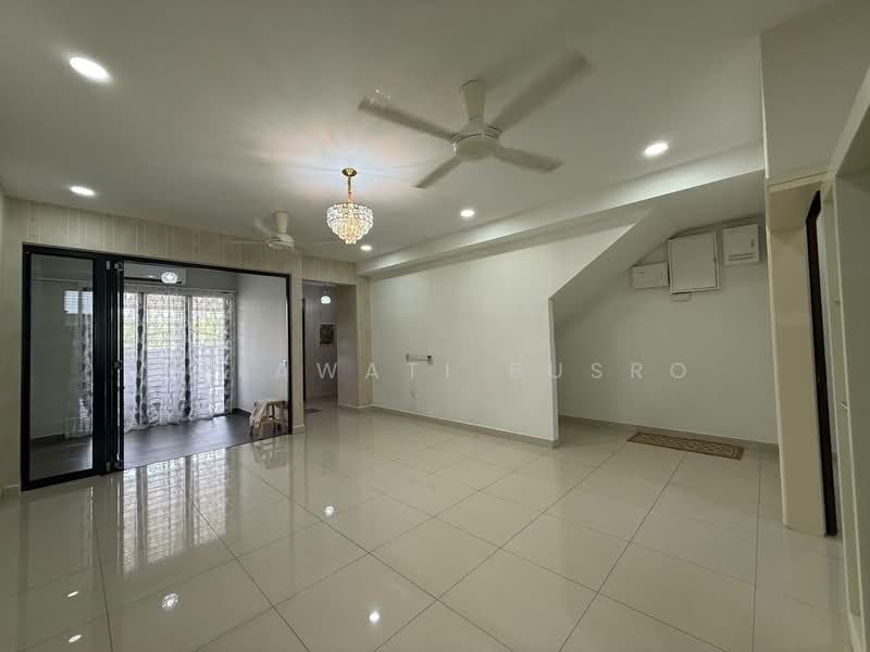 Terraced House for Sale in Elmina (Shah Alam) - Salawati Busro - Living Room - PropertyGuru.com.my